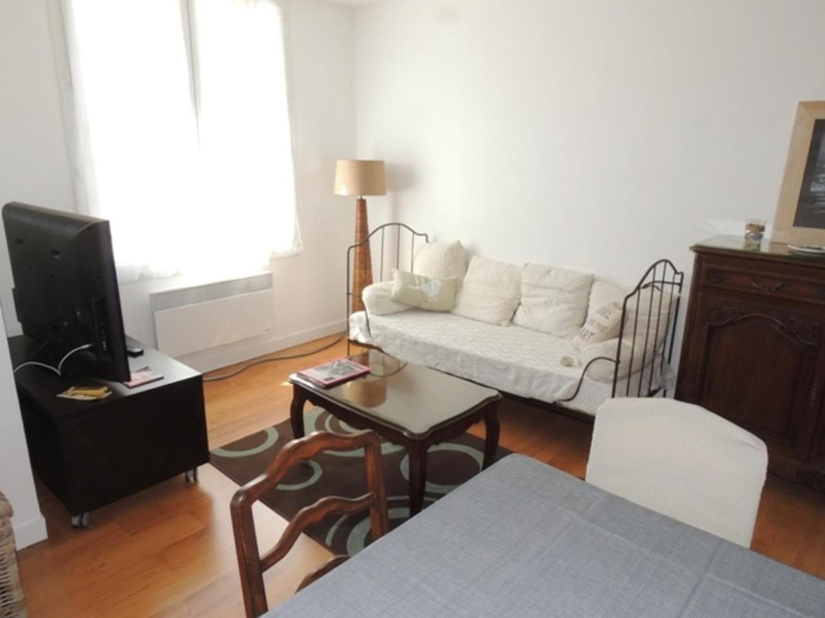 Appartement T3 Confortable A 300M Plage, Terrasse, Proche Commerces Et Marche Central - Fr-1-71-51 Royan Exterior photo